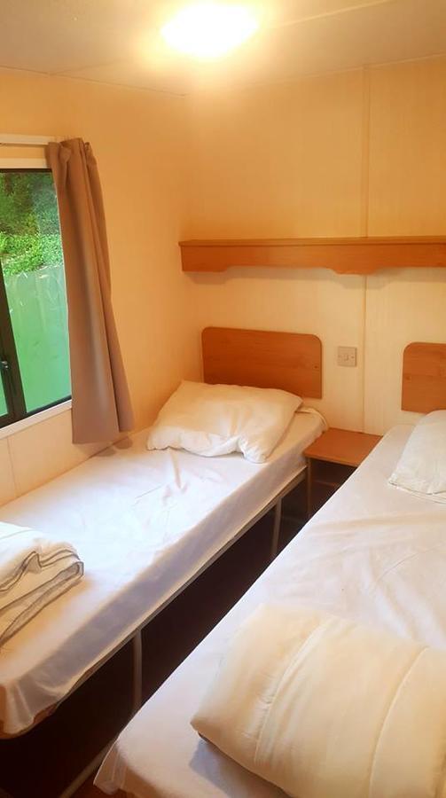 Flere-la-Riviere Camping De La Reuille מראה חיצוני תמונה